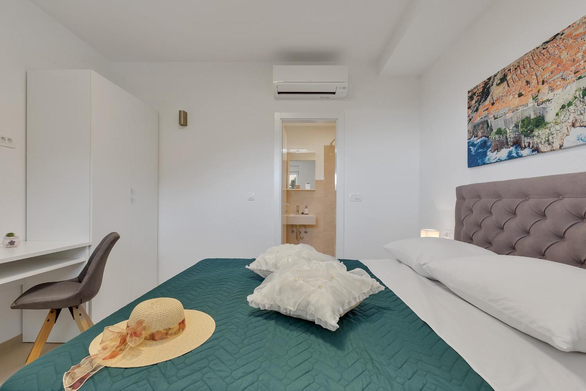 Luxury Apartments Podgora Buitenkant foto